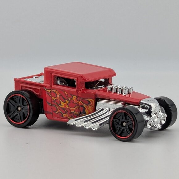 Hot Wheels Other - Hot Wheels Bone Shaker Diecast Car (©2010 Mattel) – Loose